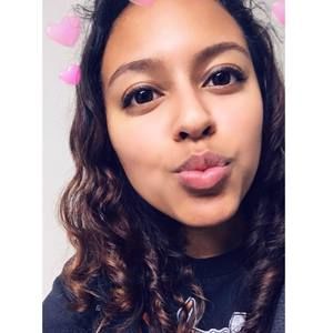 Meet your Posher, Jenn